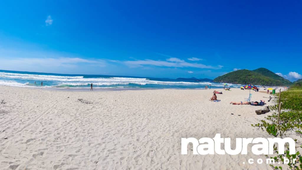 Pousadas na Praia de Itamambuca - Ubatuba
