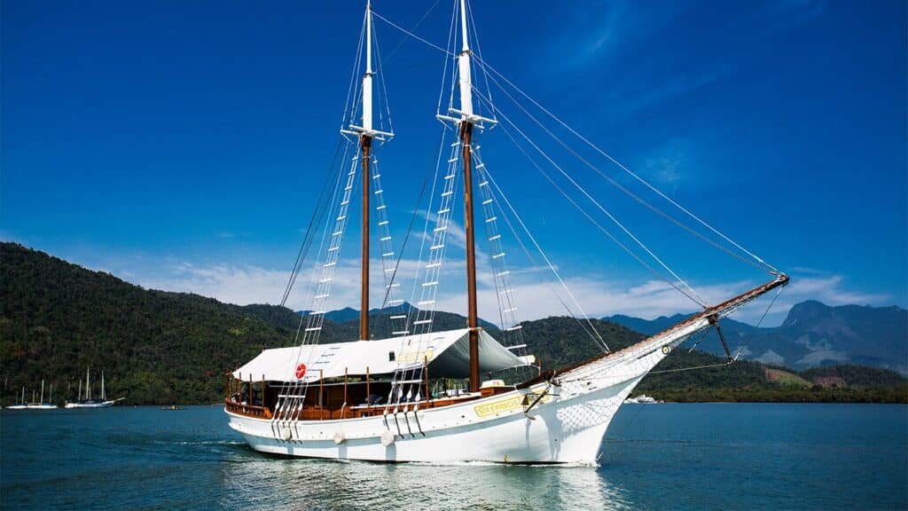 Foto Passeio de Escuna em Ubatuba