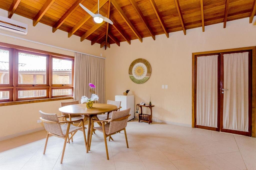Beach Hotel Cambury