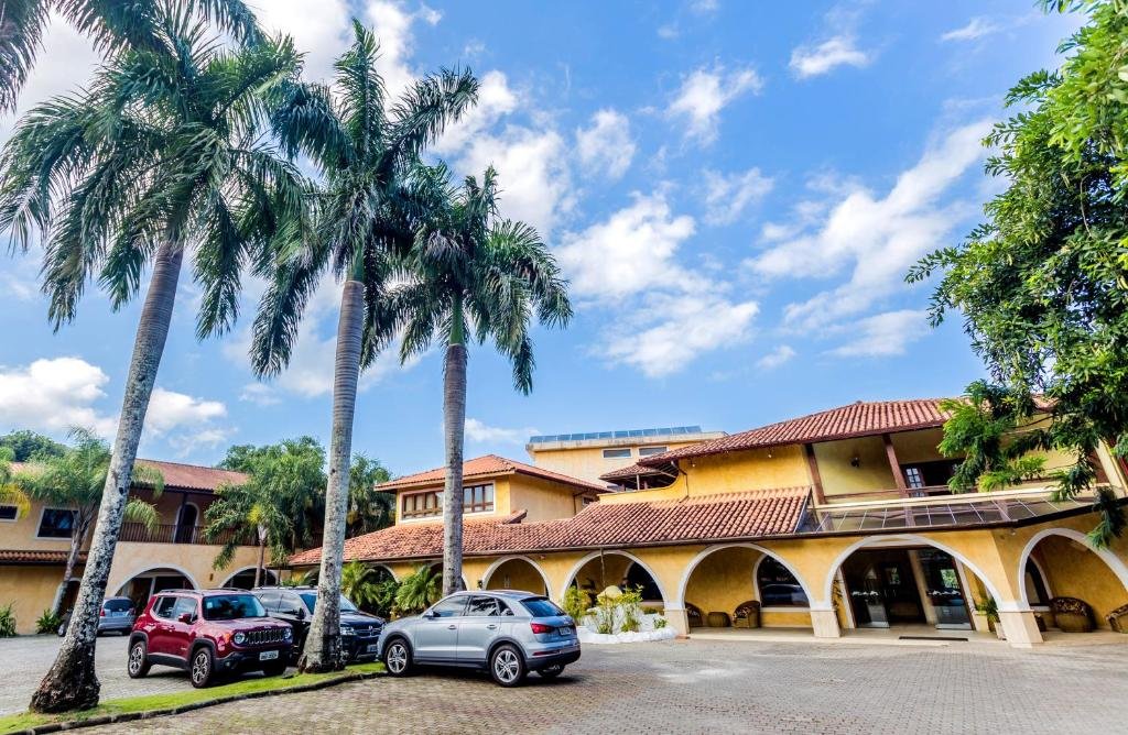 Beach Hotel Cambury