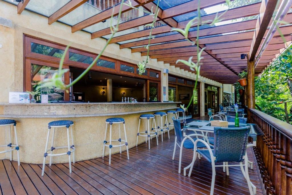 Beach Hotel Cambury