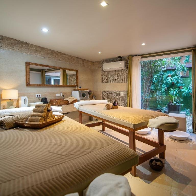 Hotel Spa Nau Royal Camburi