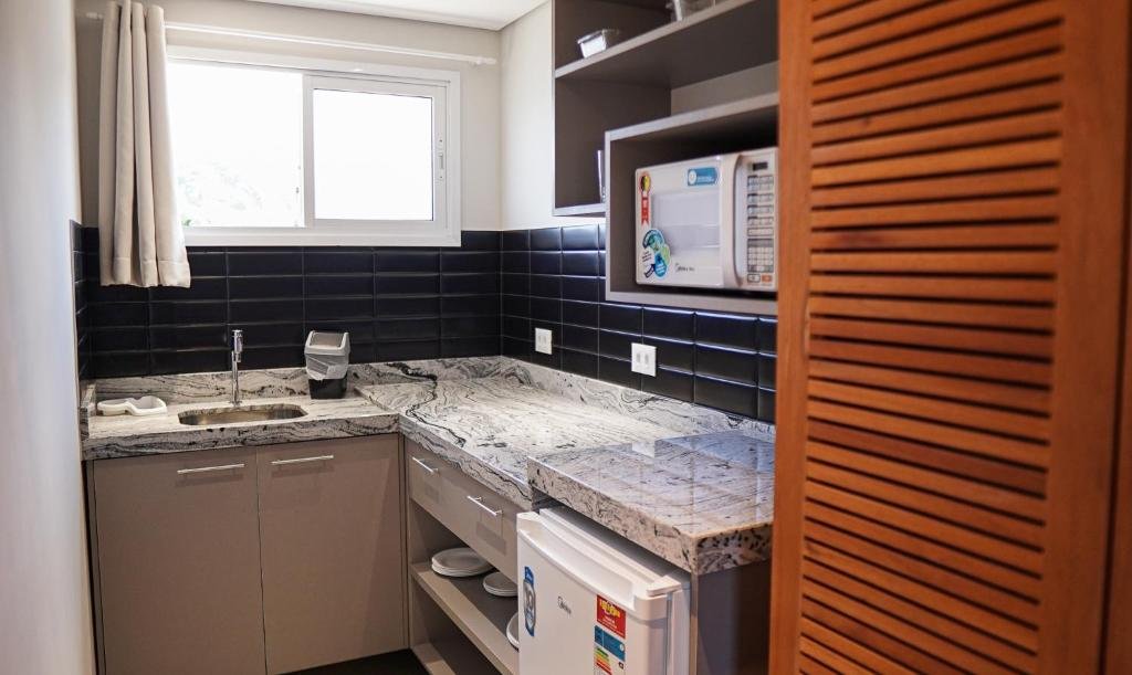 Beach Hotel Villas Cambury