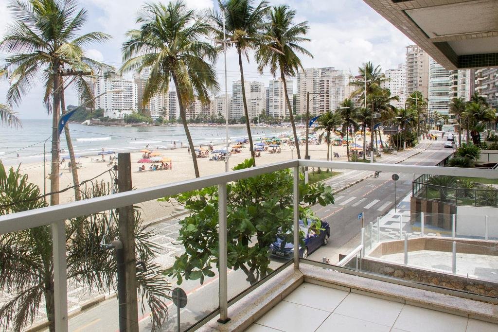 Astúrias Mall & Suítes em Guarujá Litoral Norte de SP