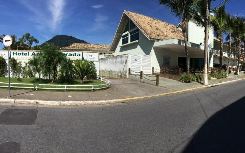 Hotel Areia Dourada em Peruíbe 