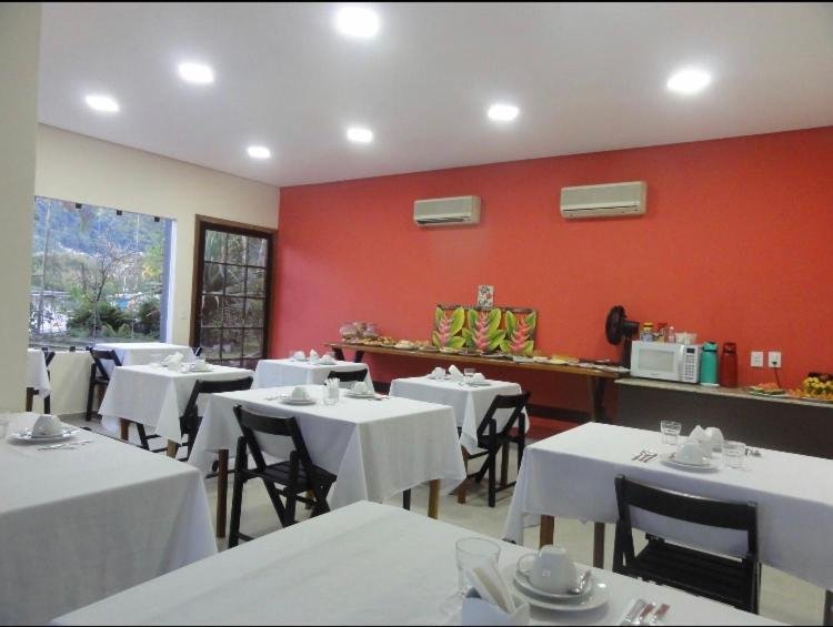 Hotel Pousada Rio Mar em Ubatuba